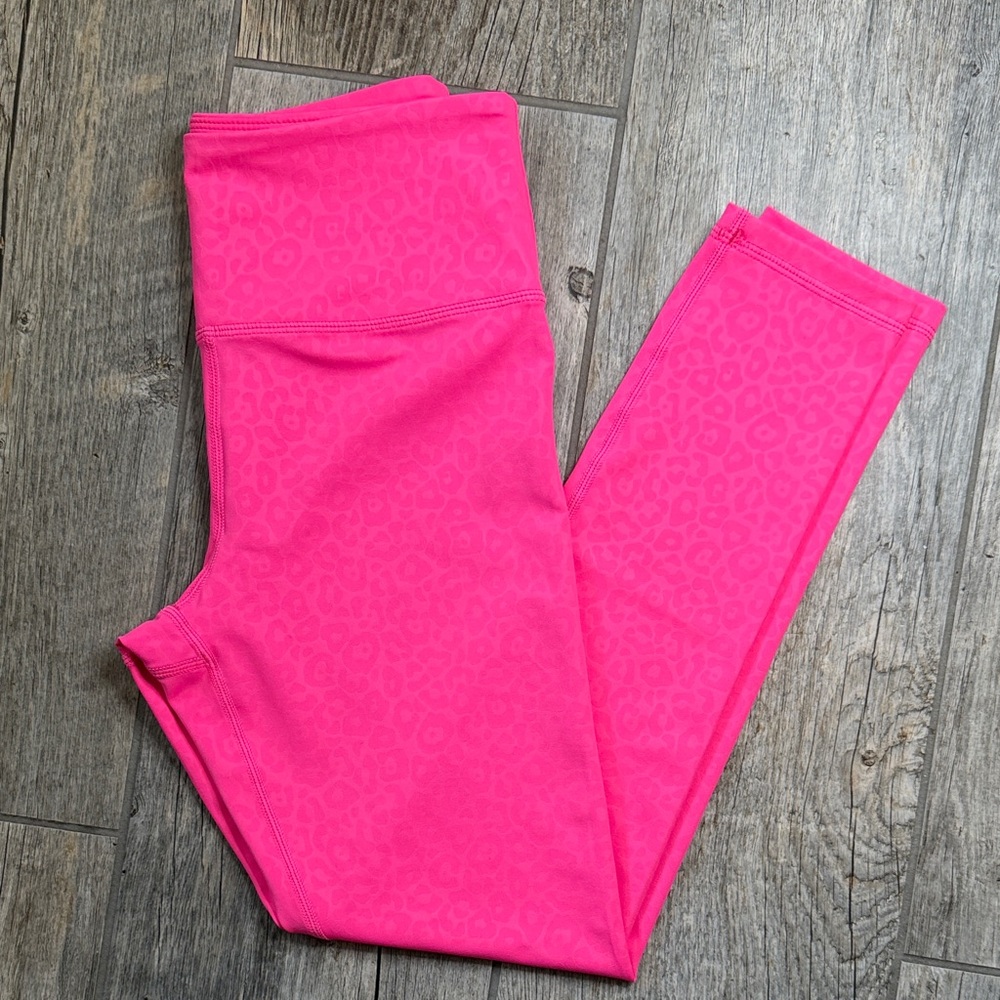ZYIA Women's Vibrant Pink Cheetah Print Leggings